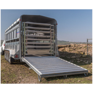 Rimorchio trasporto bestiame Indespension LV35146TRI (3 assi – 3500 kg)